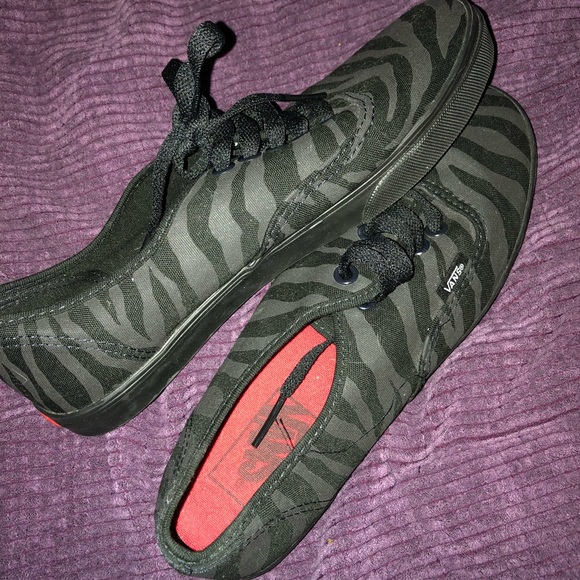 Black Zebra Print VANS NEW - Picture 4 of 4